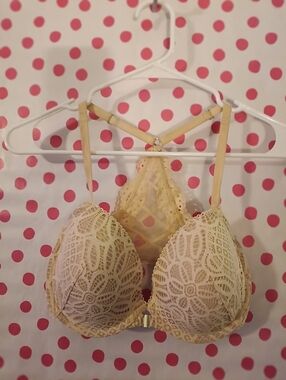 Victoria Secret DreamAngels Floral Lace Racerback Plunge Bra  Lined Demi 32DDD